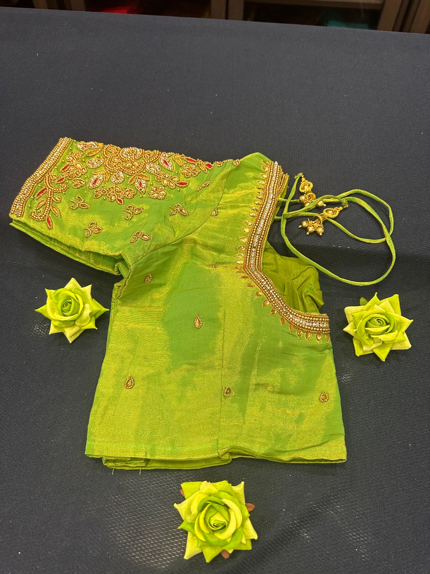 40” Aari hand Worked Sari Blouse Indian Top Choli Silk Green Gold B12