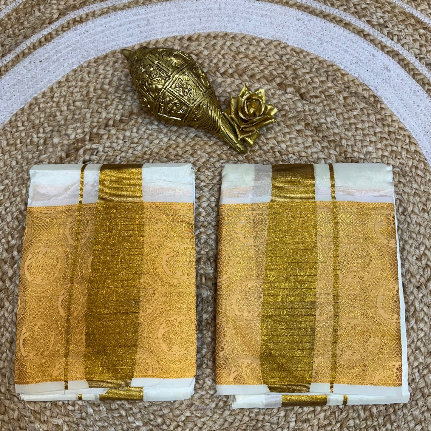 8x4 South Indian Vesti Men’s Cream Gold Vetti Dhotti V21