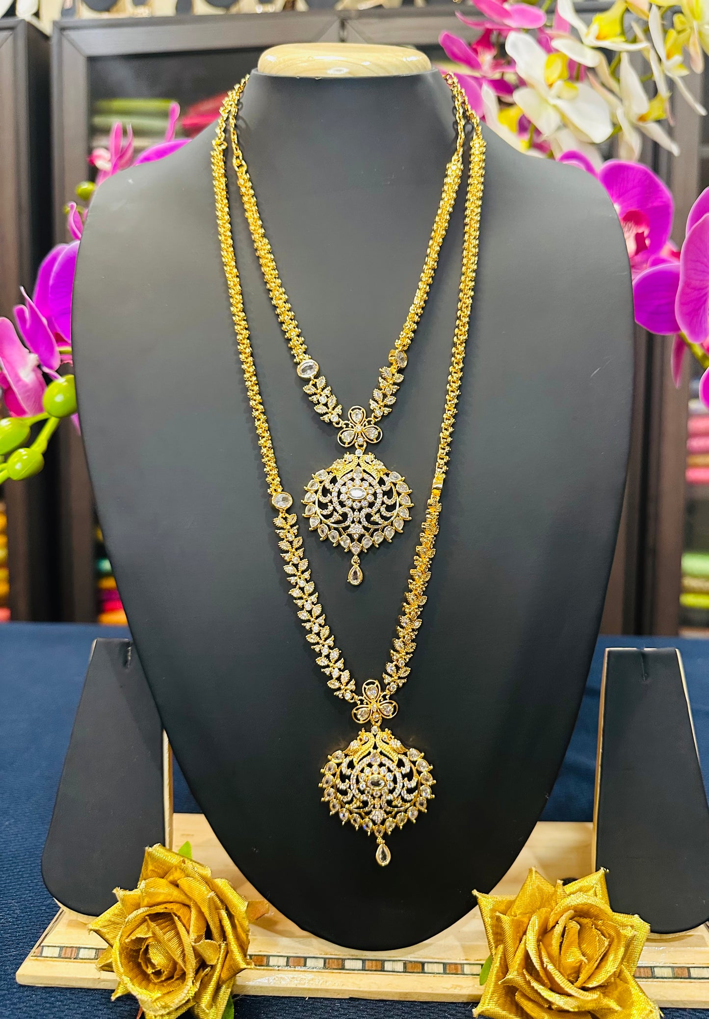 Forming Gold Temple Indian Necklace Addiyal Jewellery N40