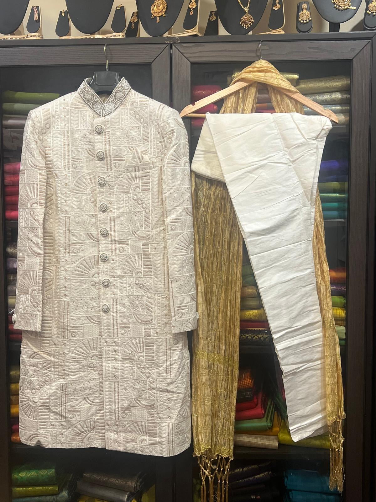 36” Small size Men’s Kurta Indian Ceam & Maroon Sherwani Bollywood outfit M14