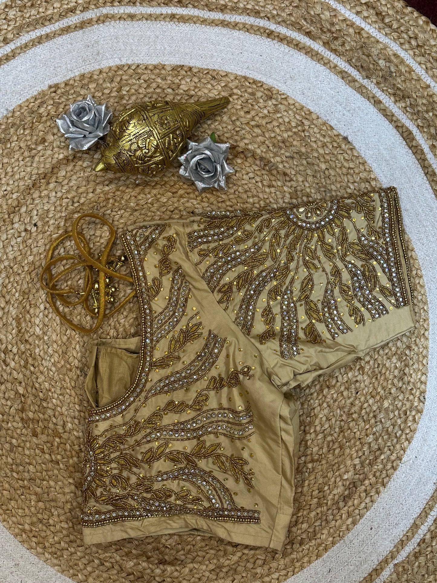 44” Size 14 Aari Worked Sari Blouse Indian Saree Top Silk Creamy Gold B135