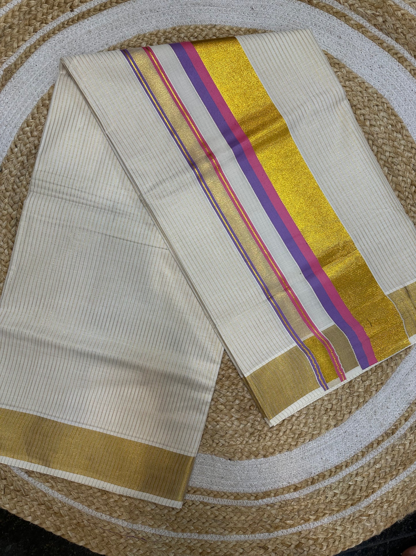 Kerala Vishu Sari Indian hand Printed Kasavu Onam Saree C21 Col 3