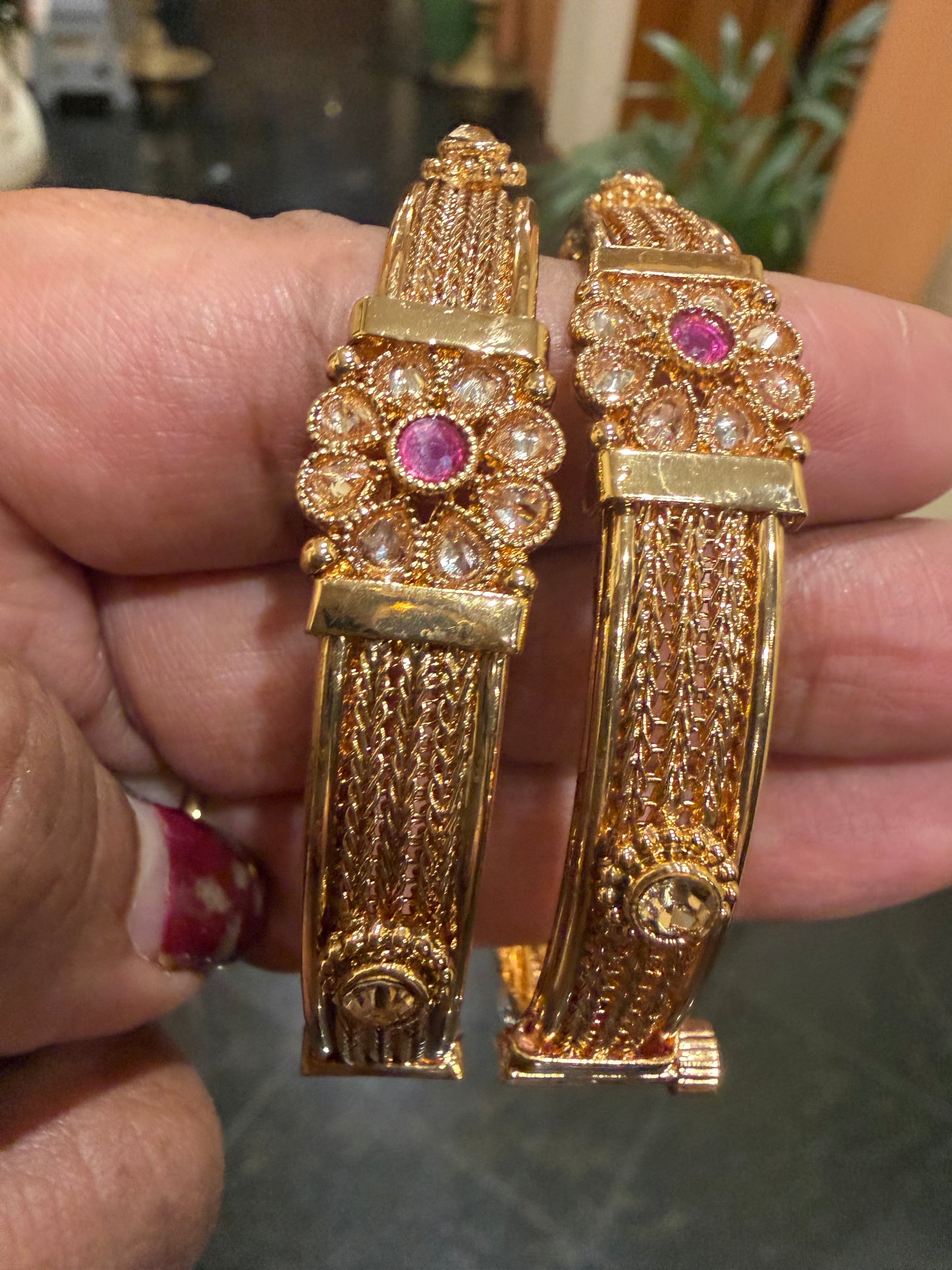 Indian Brass screw Bangles Set Ruby Pink Stones Antique Bracelets B9