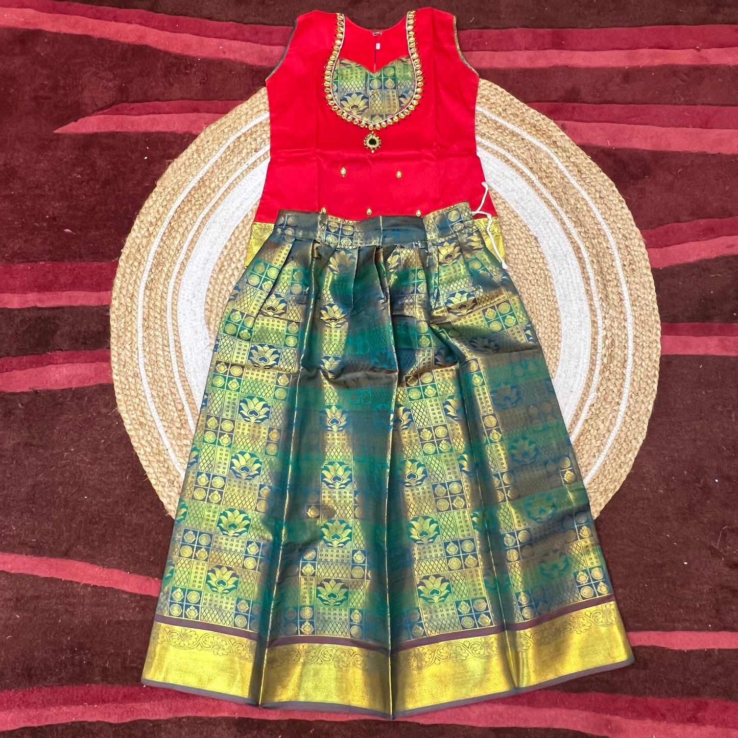 Indian Lehenga Pattu Pavadai Sattai Skirt Top G38