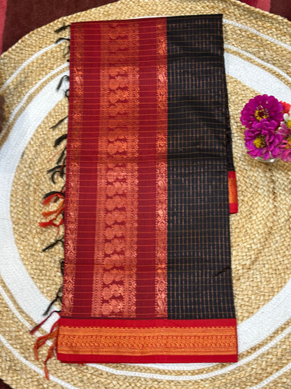 Kalyani checkered Silk Cotton Sari Indian Saree Black & Maroon S5