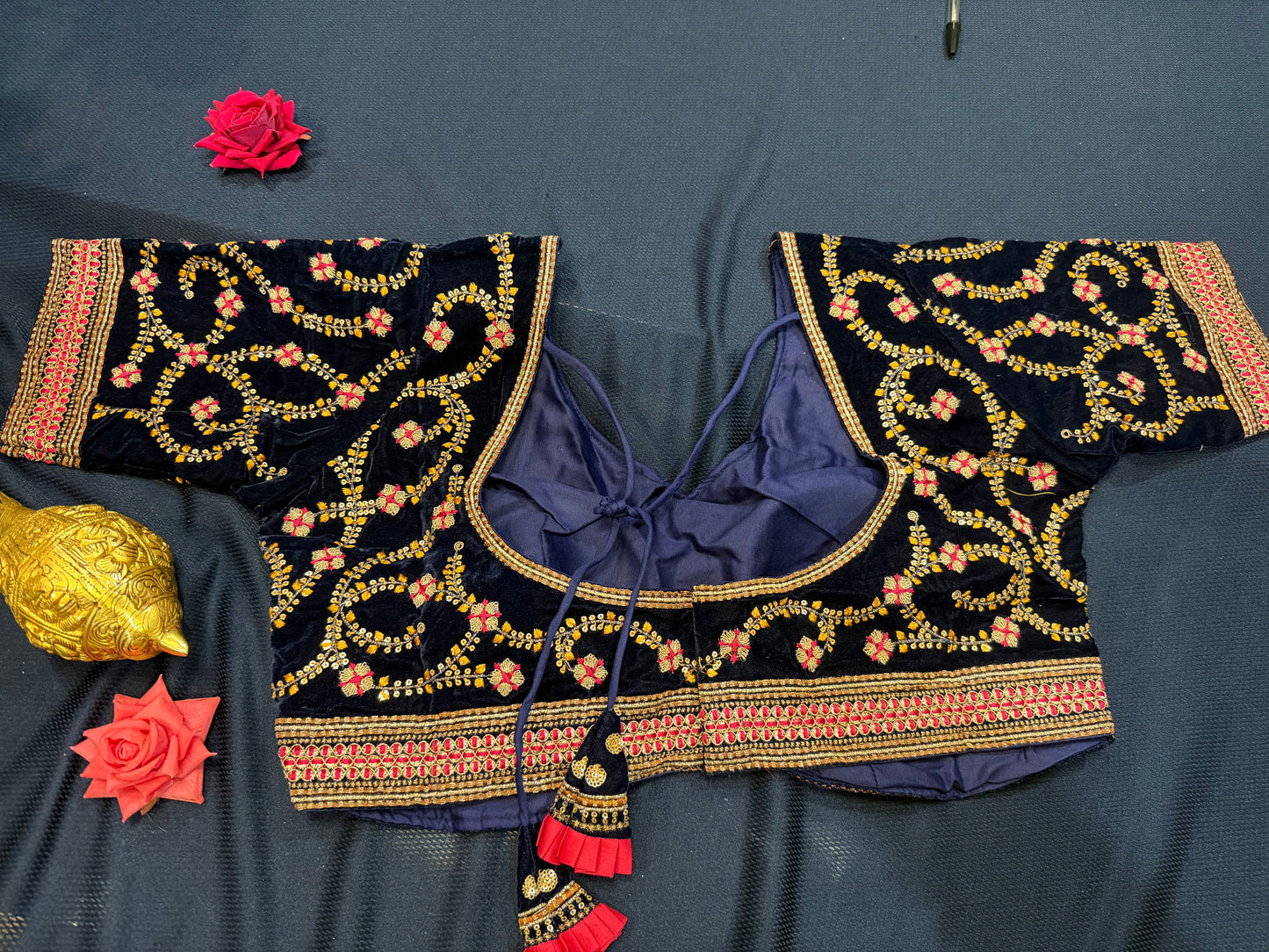 42” Navy Blue Velvet Sari Blouse Indian Top Choli B2