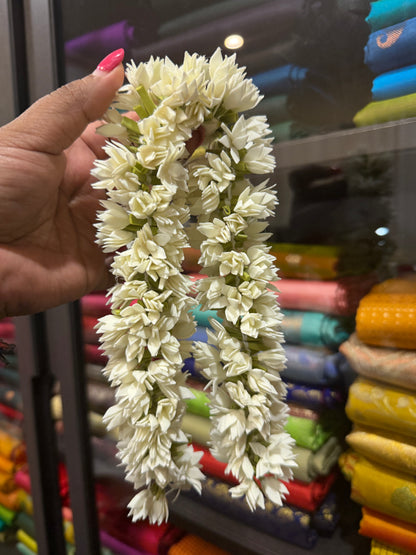 18” Pichi Poo Natural Looking Handmade Jasmine Flower Gajra G10