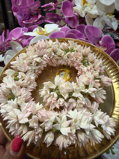 Jaathi Poo Natural Looking Handmade Jasmine Flower Gajra G5