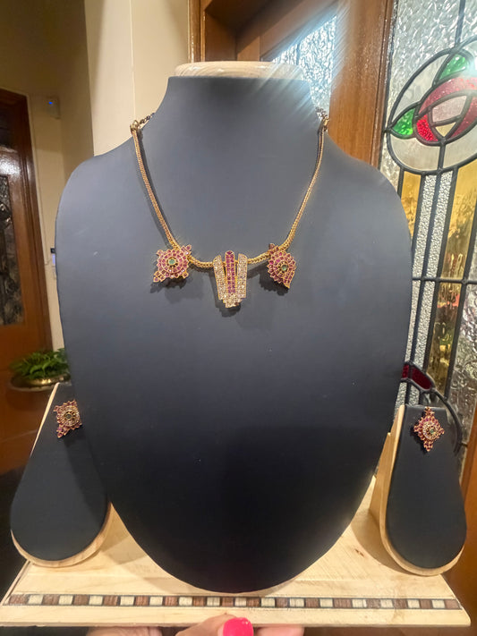 Indian Necklace Earrings Sanku Chakra Namam set N36