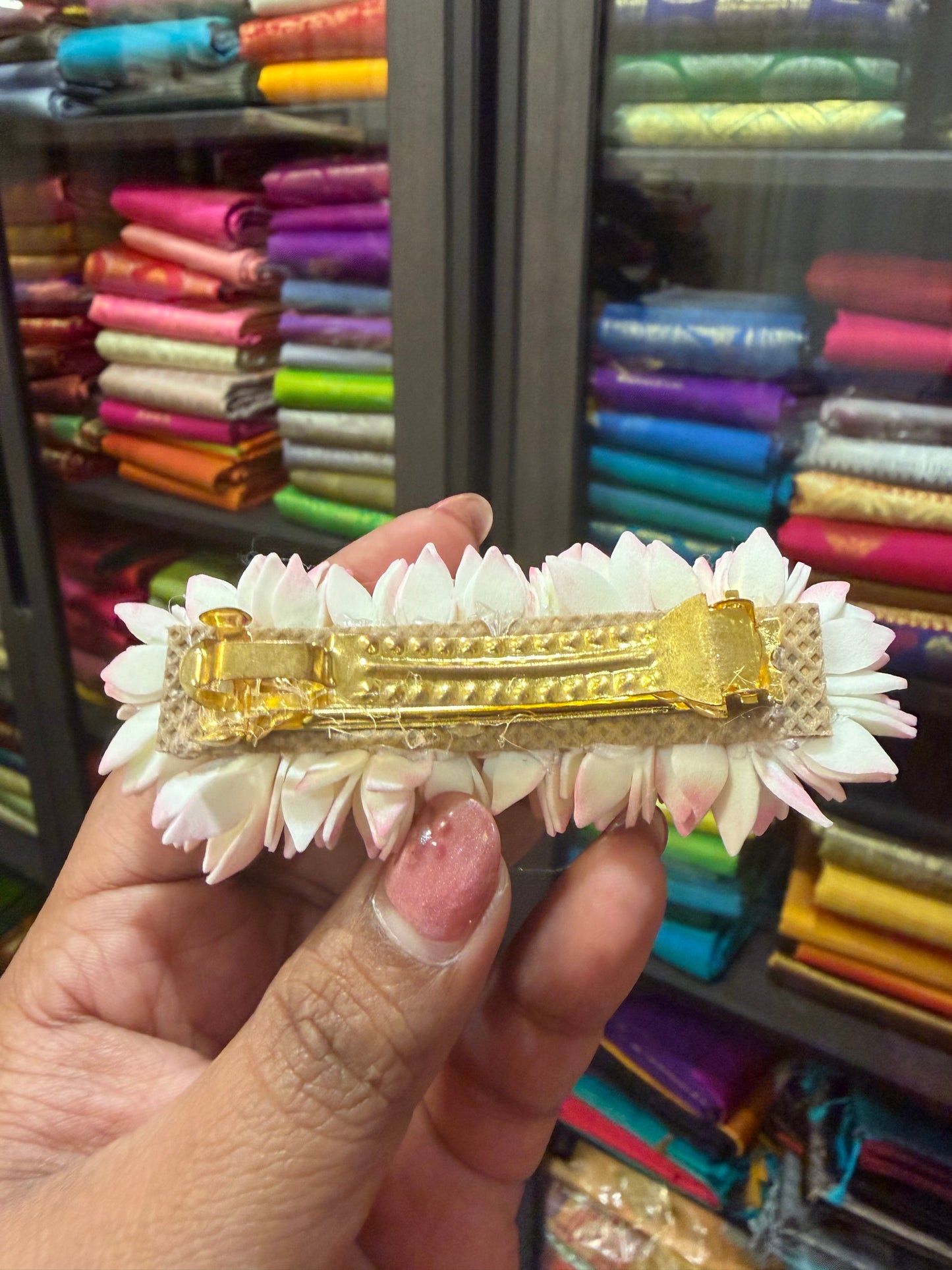 Natural Looking Handmade Flower Clip Gajra G16