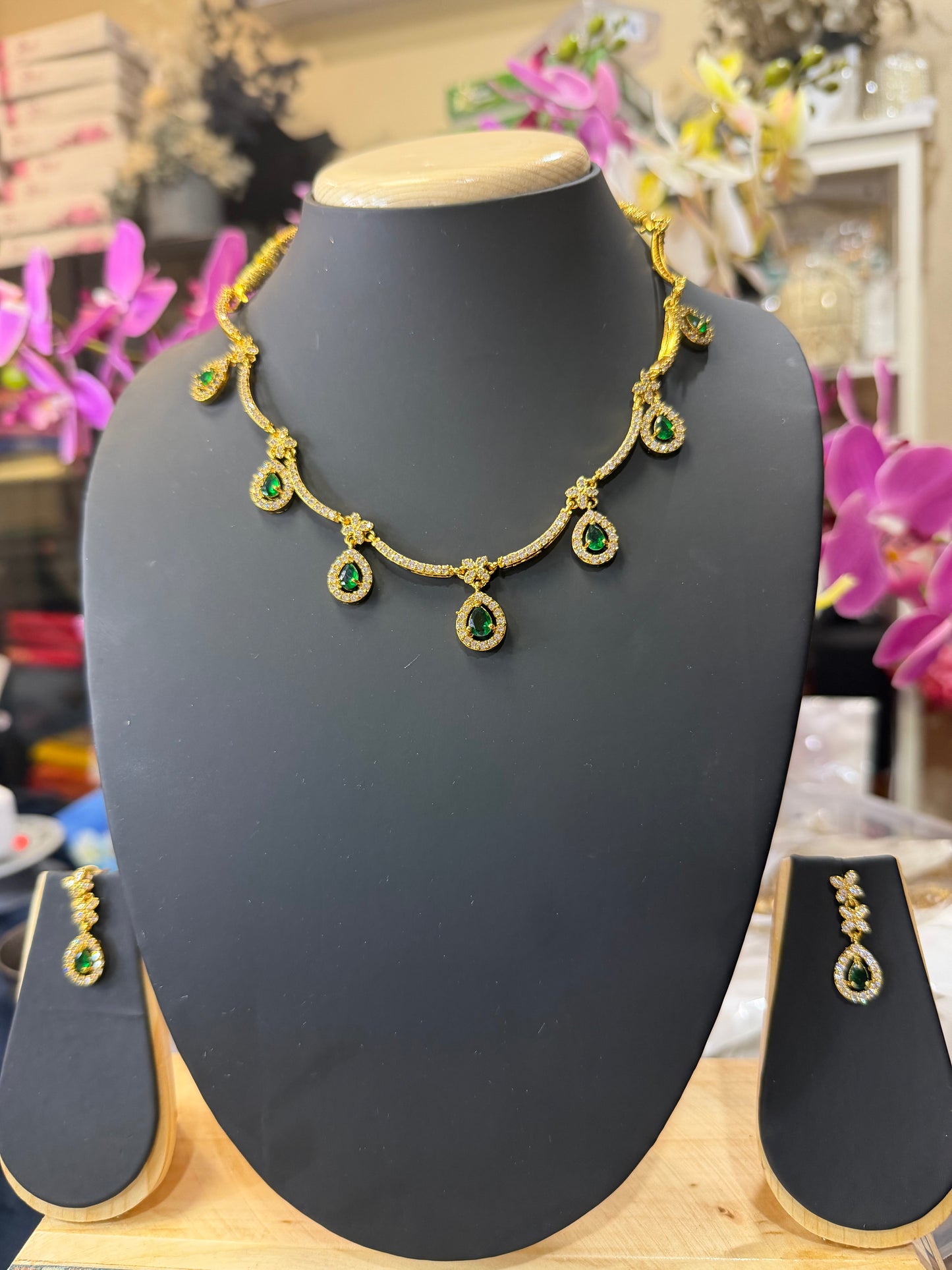 Indian Brass Necklace & Earrings Jewellery Set Green N70