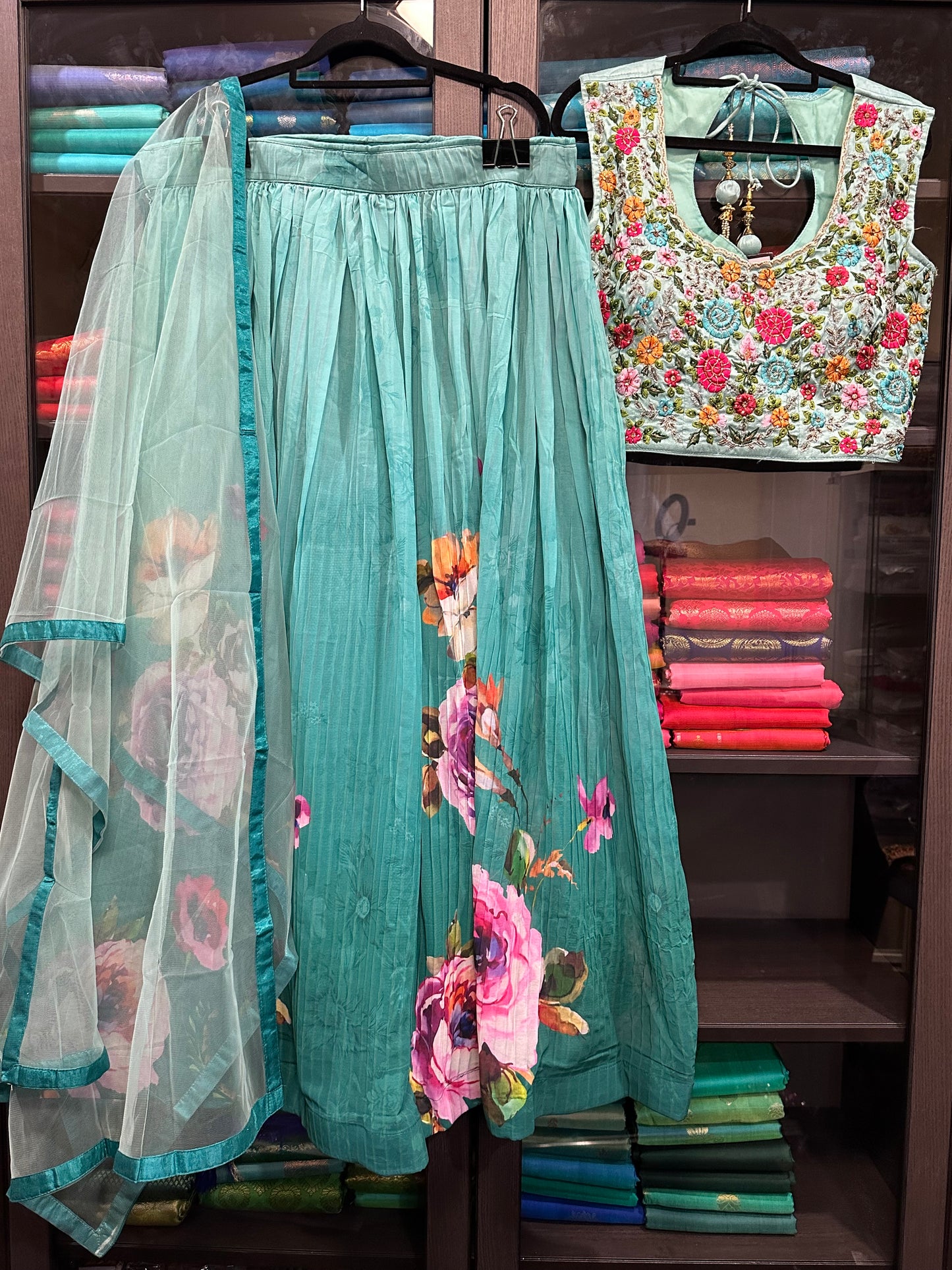 40” Indian Size Large size 10 Green Floral Lehenga L001