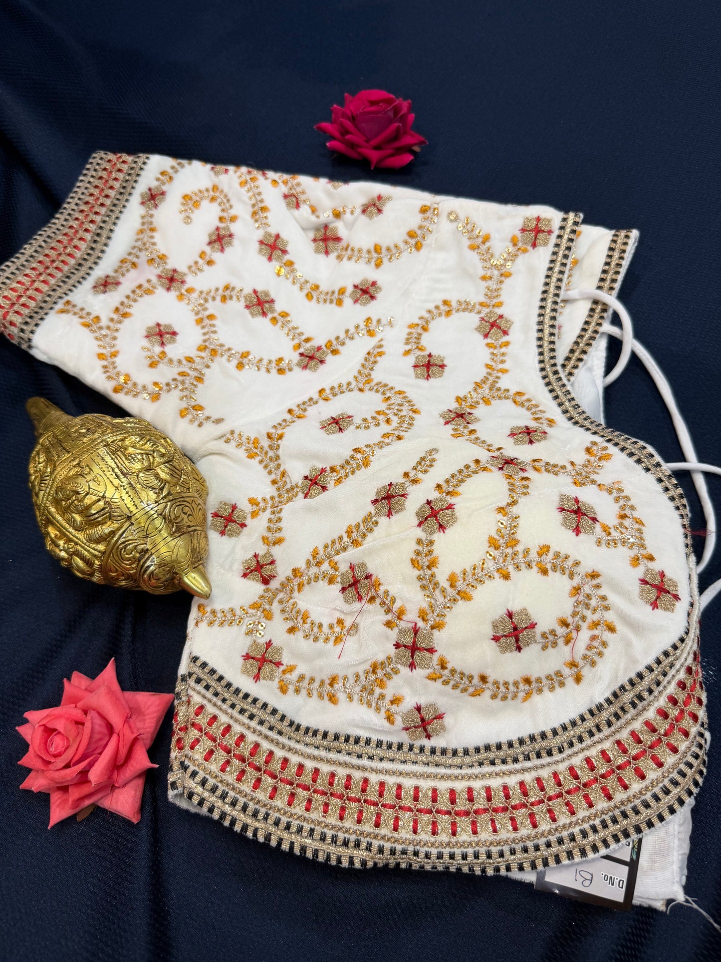 40” White Velvet Sari Blouse Indian Top Choli B1