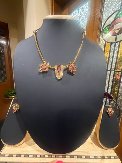Indian Necklace Earrings Sanku Chakra Namam set N36
