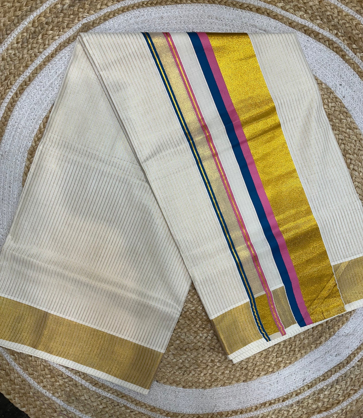Kerala Vishu Sari Indian hand Printed Kasavu Onam Saree C21 Col 3