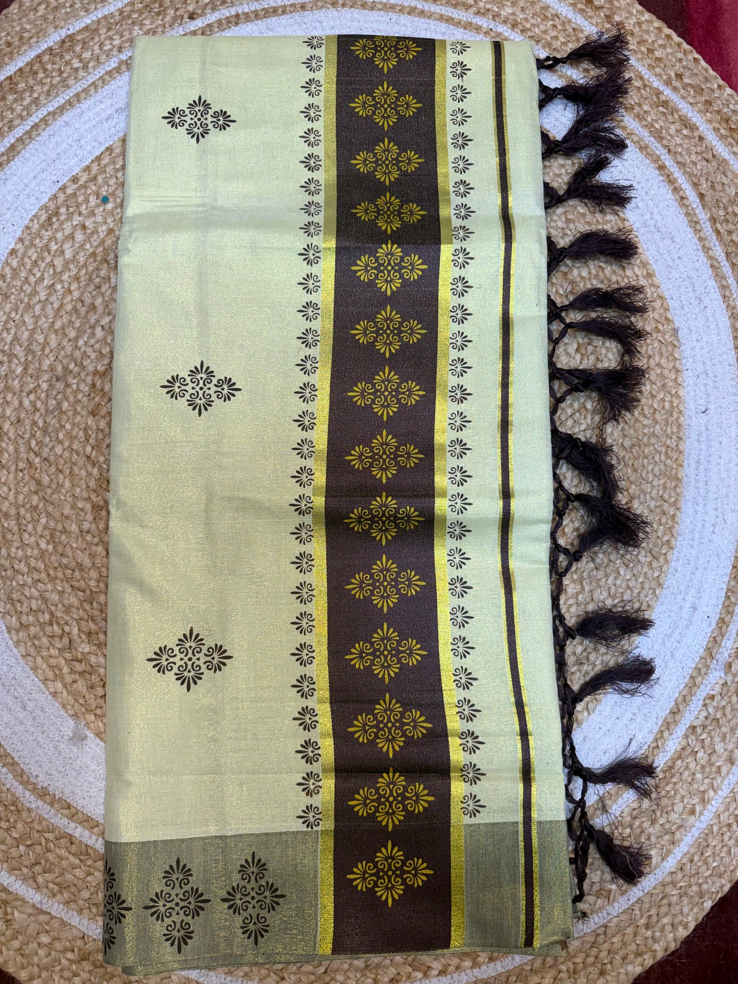 Green Kerala Vishu Sari Indian Cream Tissue Saree C9 - Col 2
