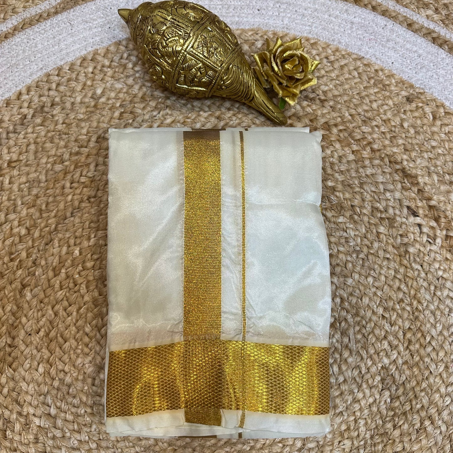 8x4 South Indian Vesti Men’s Cream Gold Vetti Dhotti V23