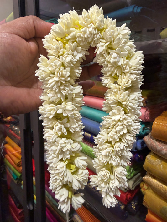 Double Mullai Poo Natural Looking Handmade Jasmine Flower Gajra G11