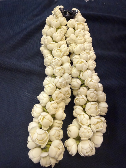 Mallipoo Natural Looking Handmade Jasmine Flower Gajra with clip G8