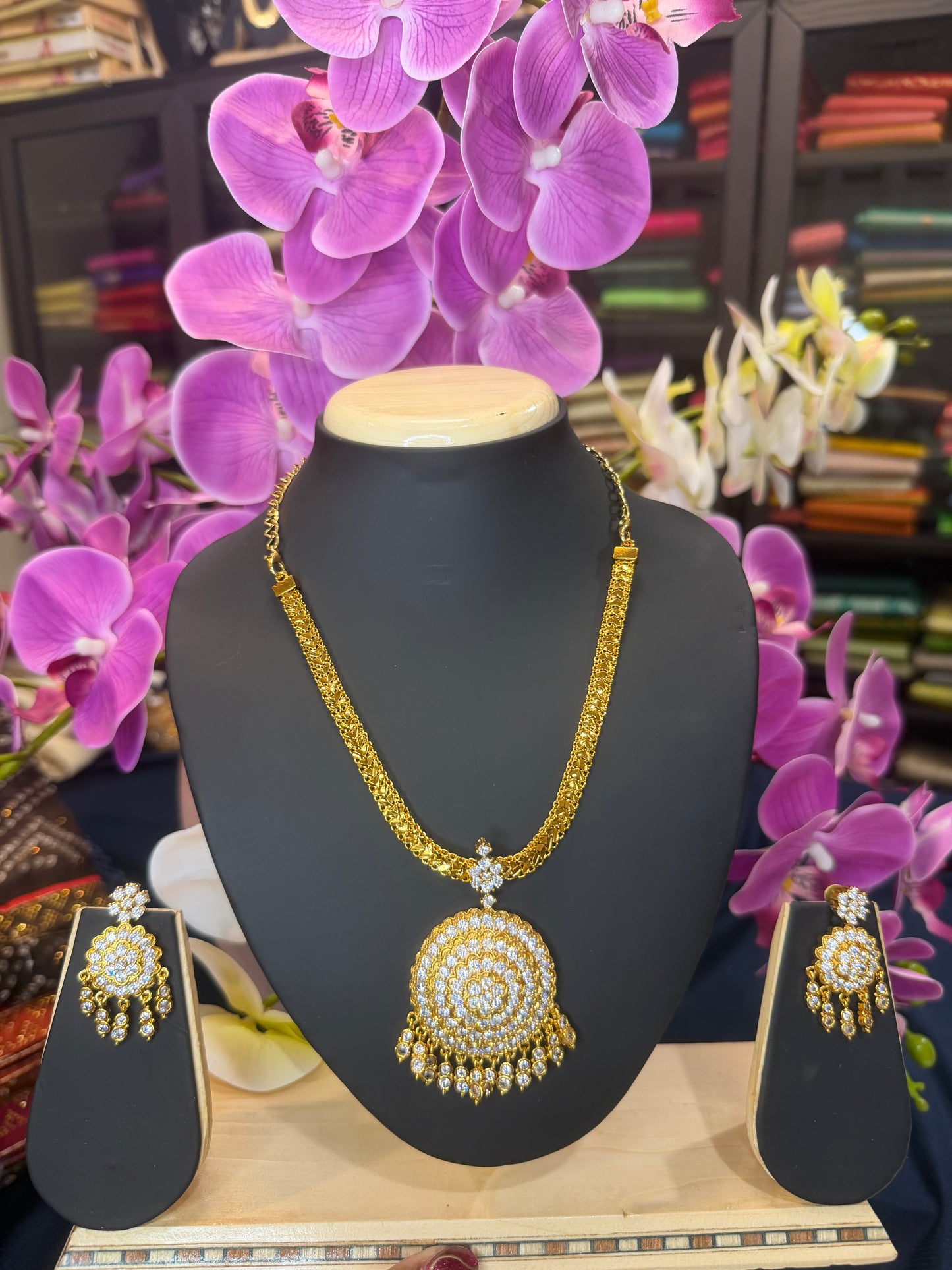 Premium Quality Indian Necklace & Earrings set Jewellery Set N101