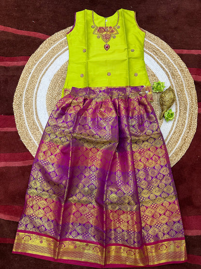 Indian Lehenga Pattu Pavadai Sattai Skirt Top G40