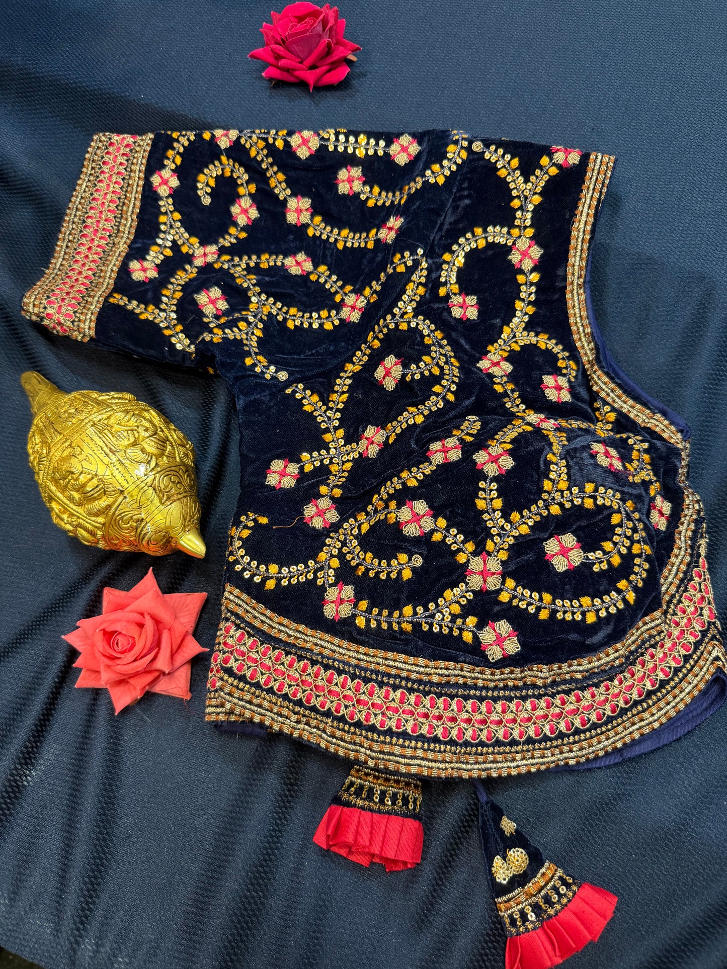 42” Navy Blue Velvet Sari Blouse Indian Top Choli B2