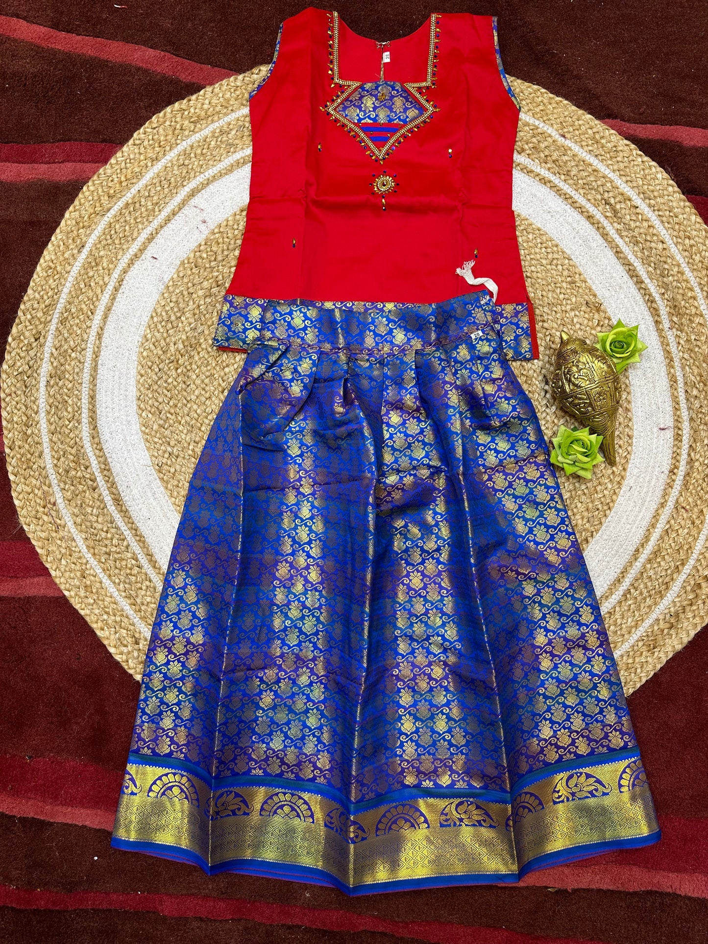 Indian Lehenga Pattu Pavadai Sattai Skirt Top G24