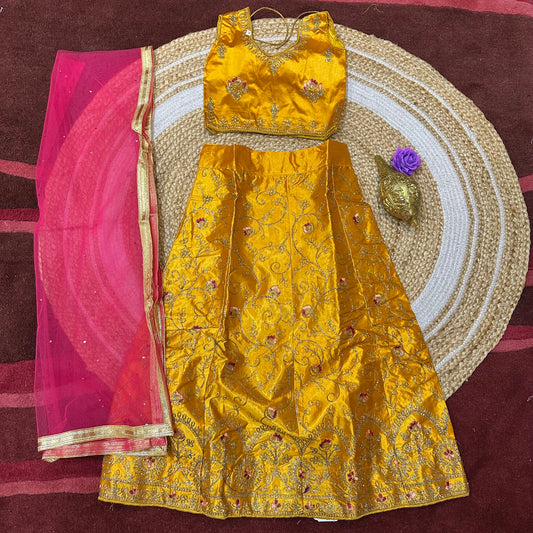28” Size Age 5 to 6 Mustard Yellow Indian Lehenga Pavadai Sattai Skirt Top Lahenga G81