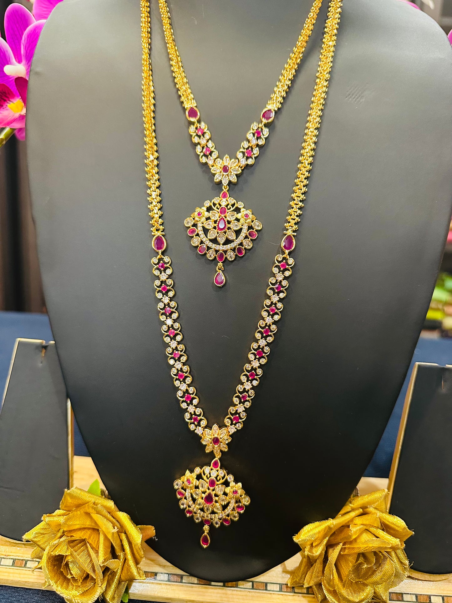 Forming Gold Temple Indian Necklace Ruby Addiyal Jewellery N42