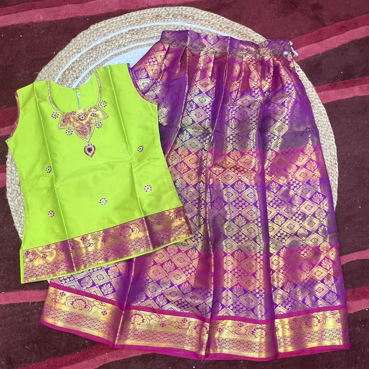 34” Size 9 Indian Lehenga Pattu Pavadai Sattai Skirt Top G14