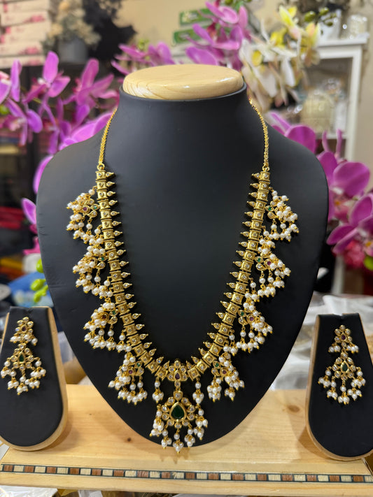 Indian Bridal Necklace & Earrings Jewellery Set with pearls N57