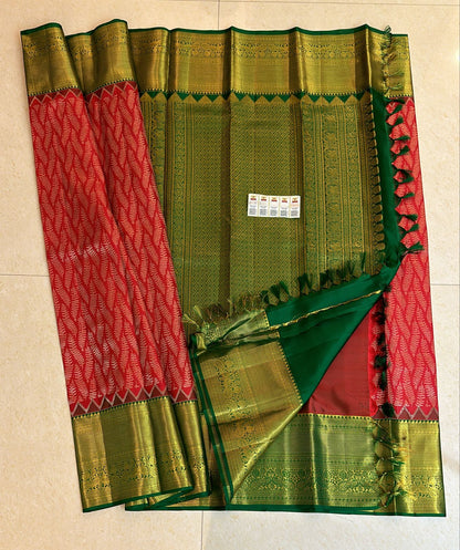 Kanchipuram Pure Silk Saree Red & Green Kanjivaram Sari| SPK150