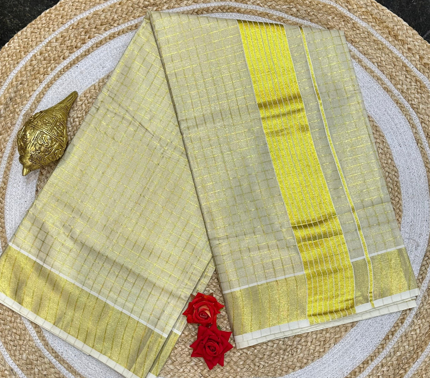 Kerala checkered Vishu Sari Indian Onam Gold Saree C16