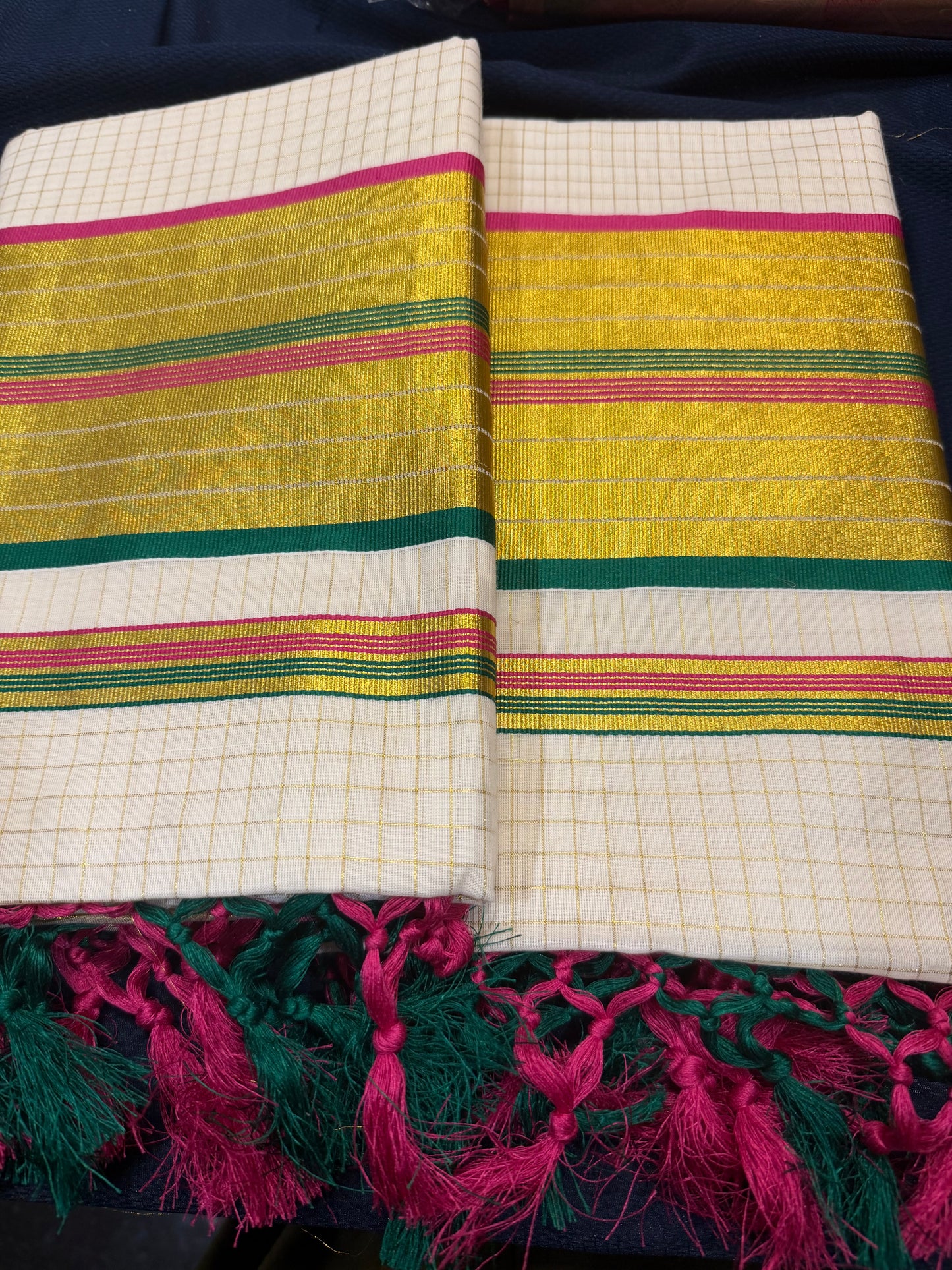 Kerala Vishu Sari Indian hand Printed Kasavu Onam Saree C36 Col 6