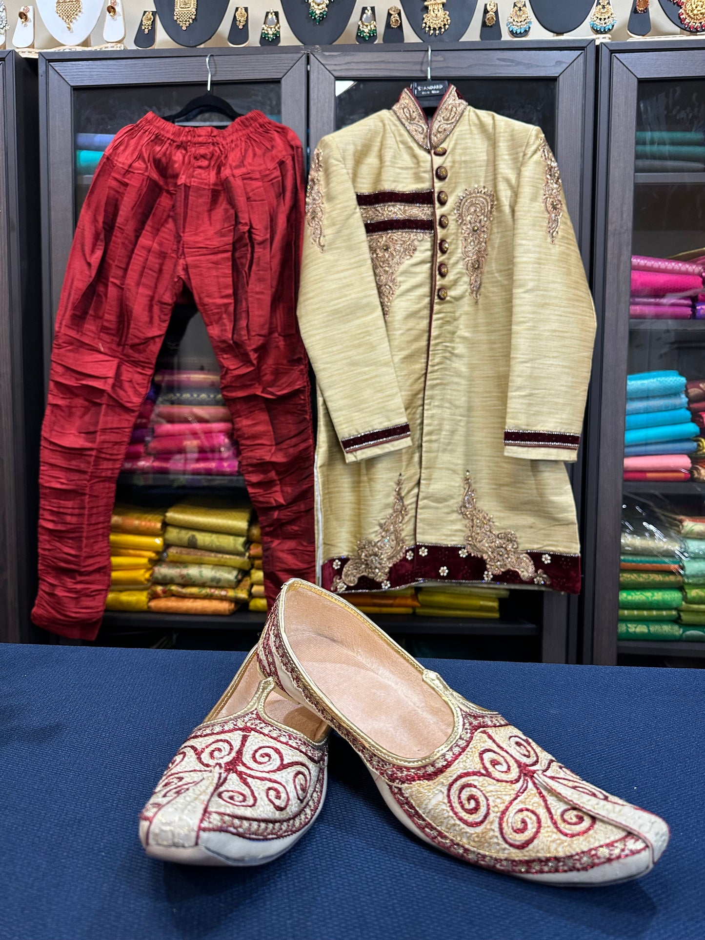 40” Large size Men’s Kurta Indian Gold & Maroon Sherwani Bollywood outfit M9