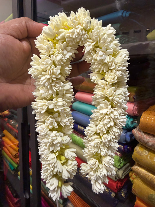 Double Mullai Poo Natural Looking Handmade Jasmine Flower Gajra G11