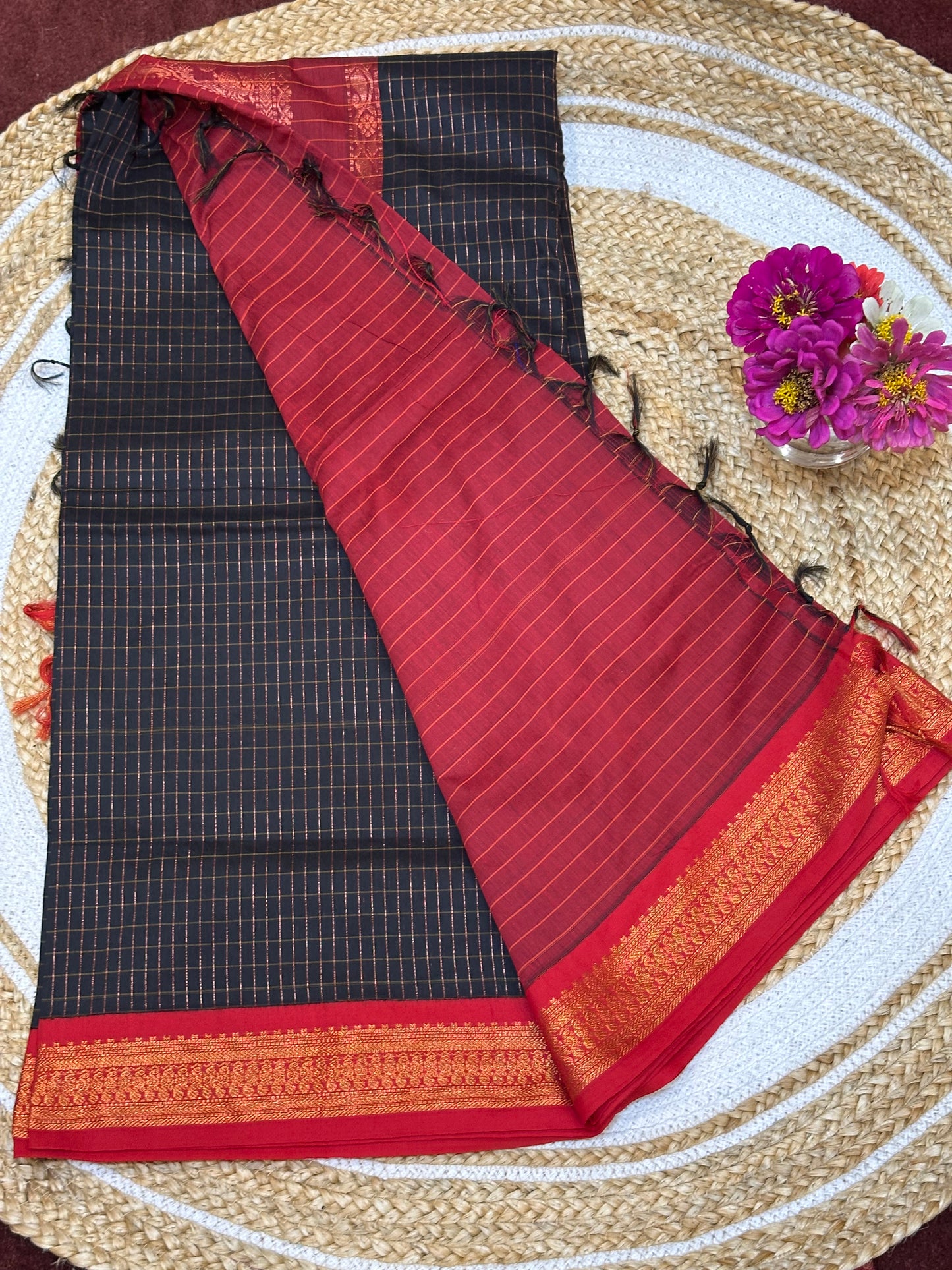 Kalyani checkered Silk Cotton Sari Indian Saree Black & Maroon S5
