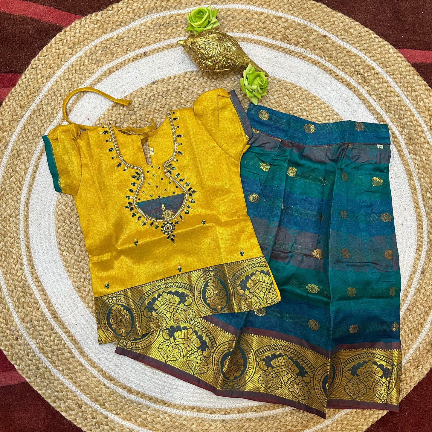 Indian Lehenga Pattu Pavadai Sattai Skirt Top G42