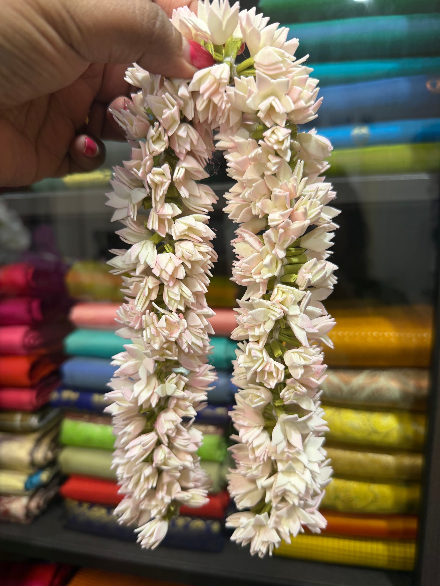 Jaathi Poo Natural Looking Handmade Jasmine Flower Gajra G5