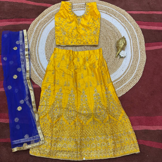 32” Size 8 to 9 Indian Lehenga Yellow Pavadai Sattai Skirt Top G70 Col 2