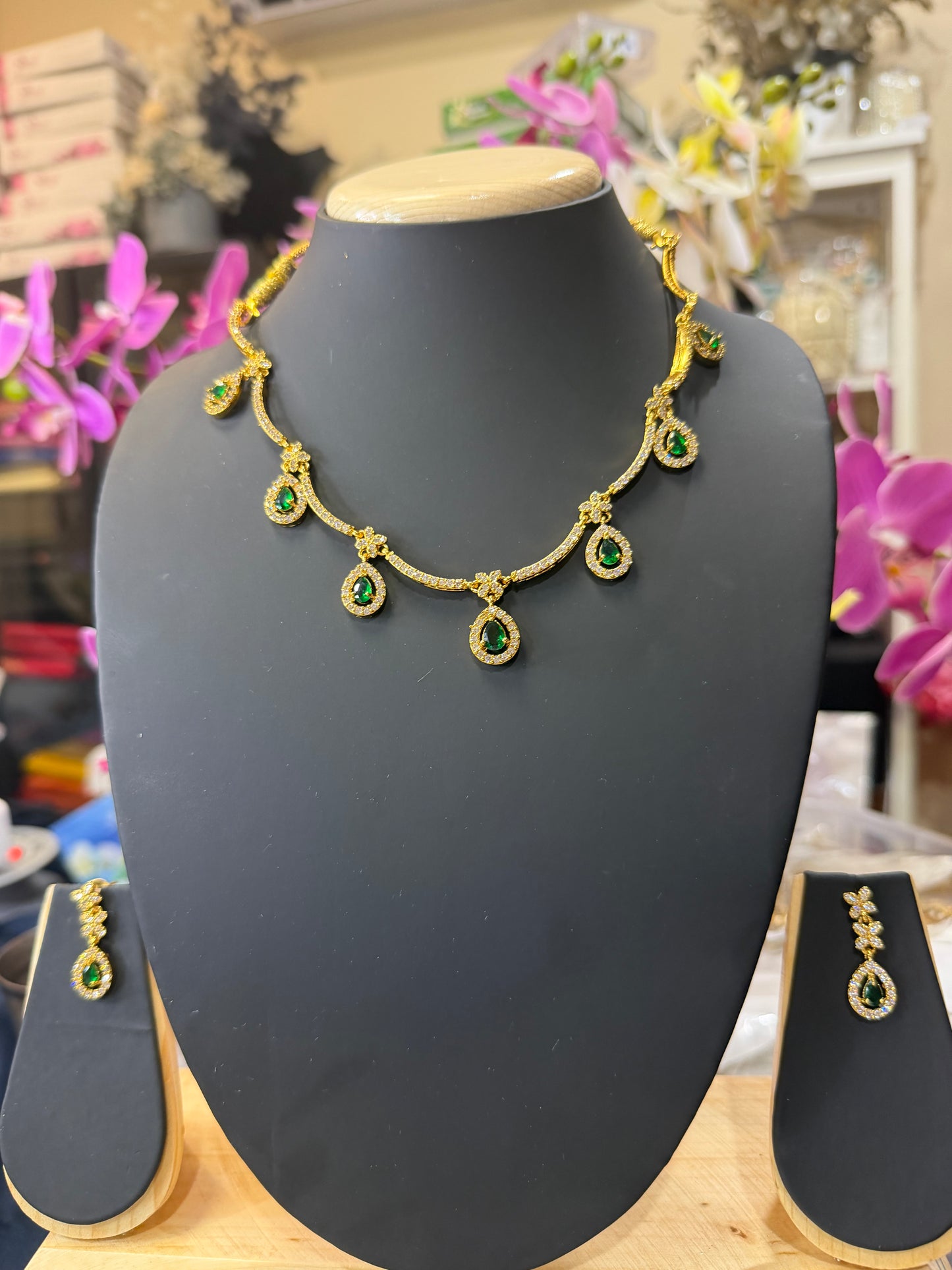 Indian Brass Necklace & Earrings Jewellery Set Green N70