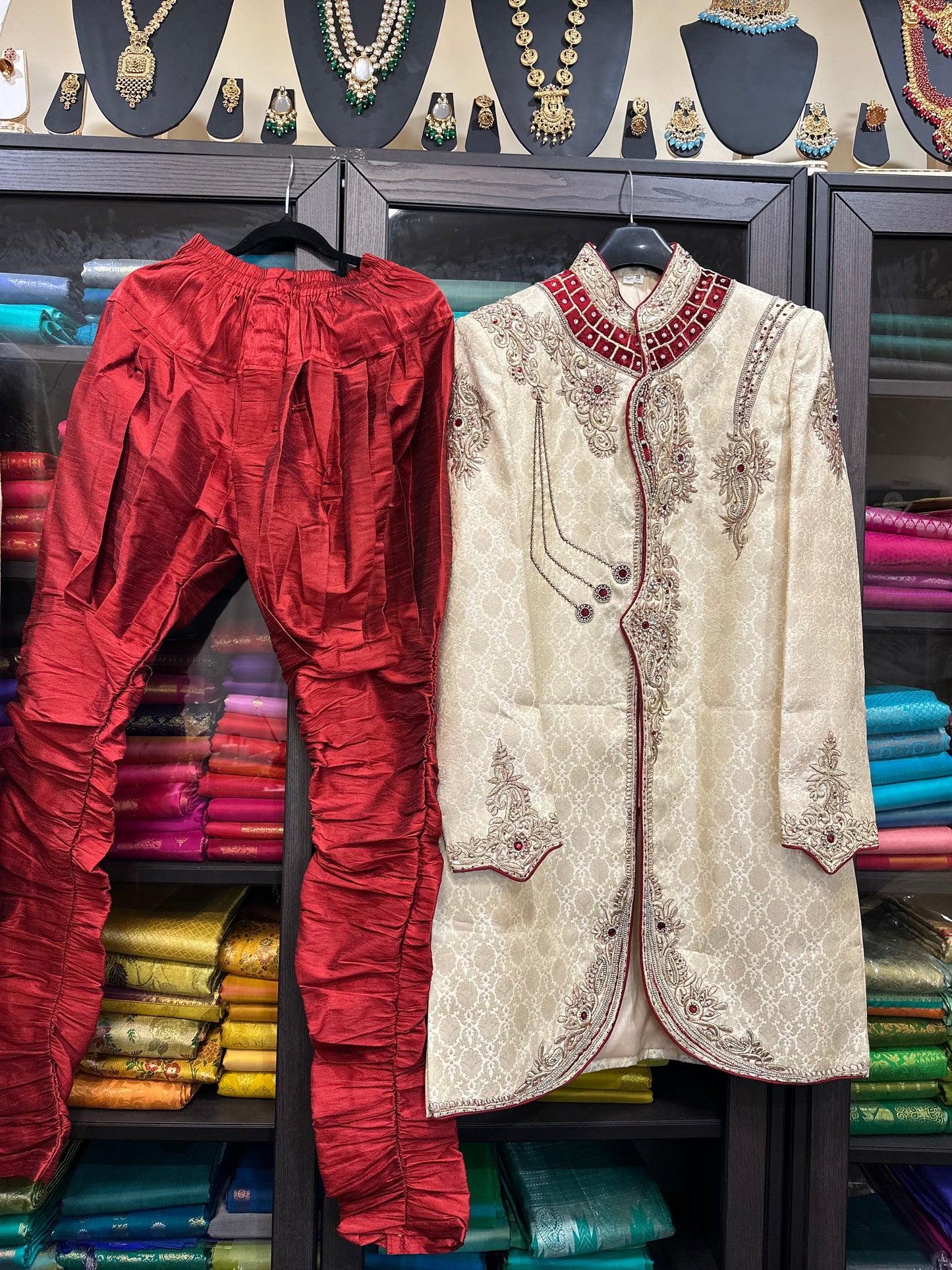 38” Medium size Men’s Kurta Indian Gold & Maroon Sherwani Bollywood outfit M11