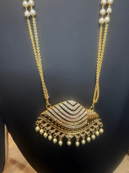 Impon Indian Necklace White Sanku Conch Pathakkam Haram N19