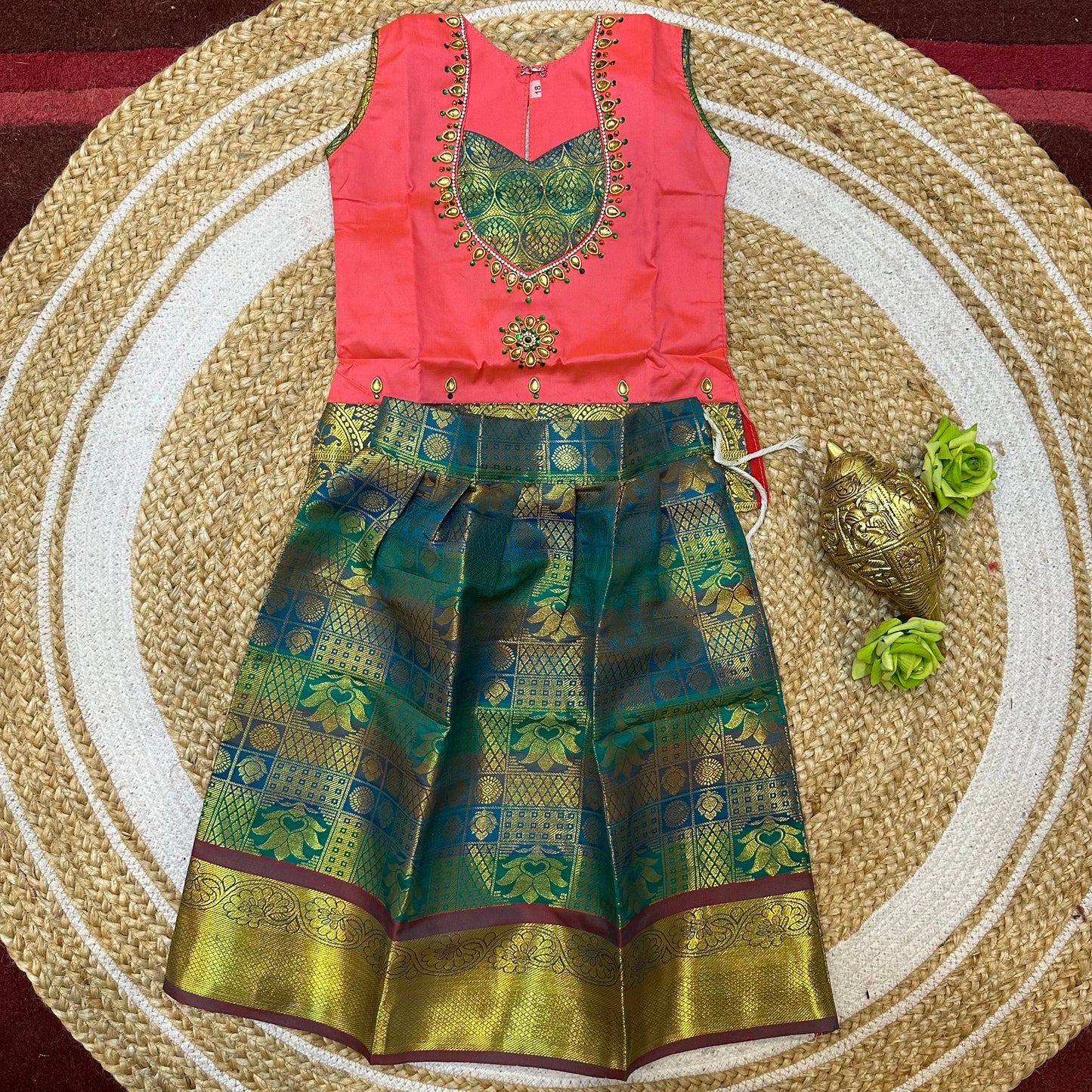 Indian Lehenga Pattu Pavadai Sattai Skirt Top G31