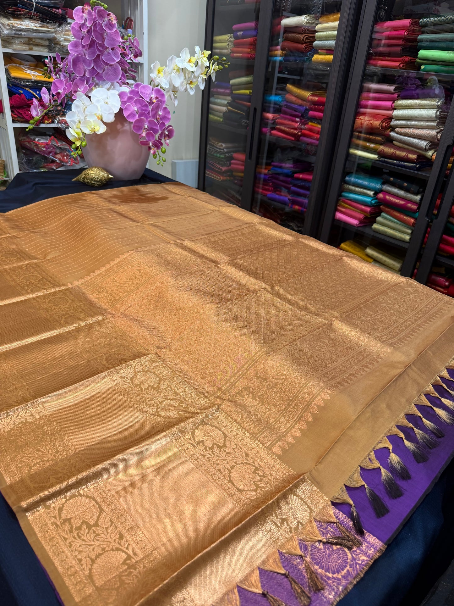Bridal Kanchipuram Beige Fenugreek colour Pure Silk Saree Kanjivaram Sari SPK421