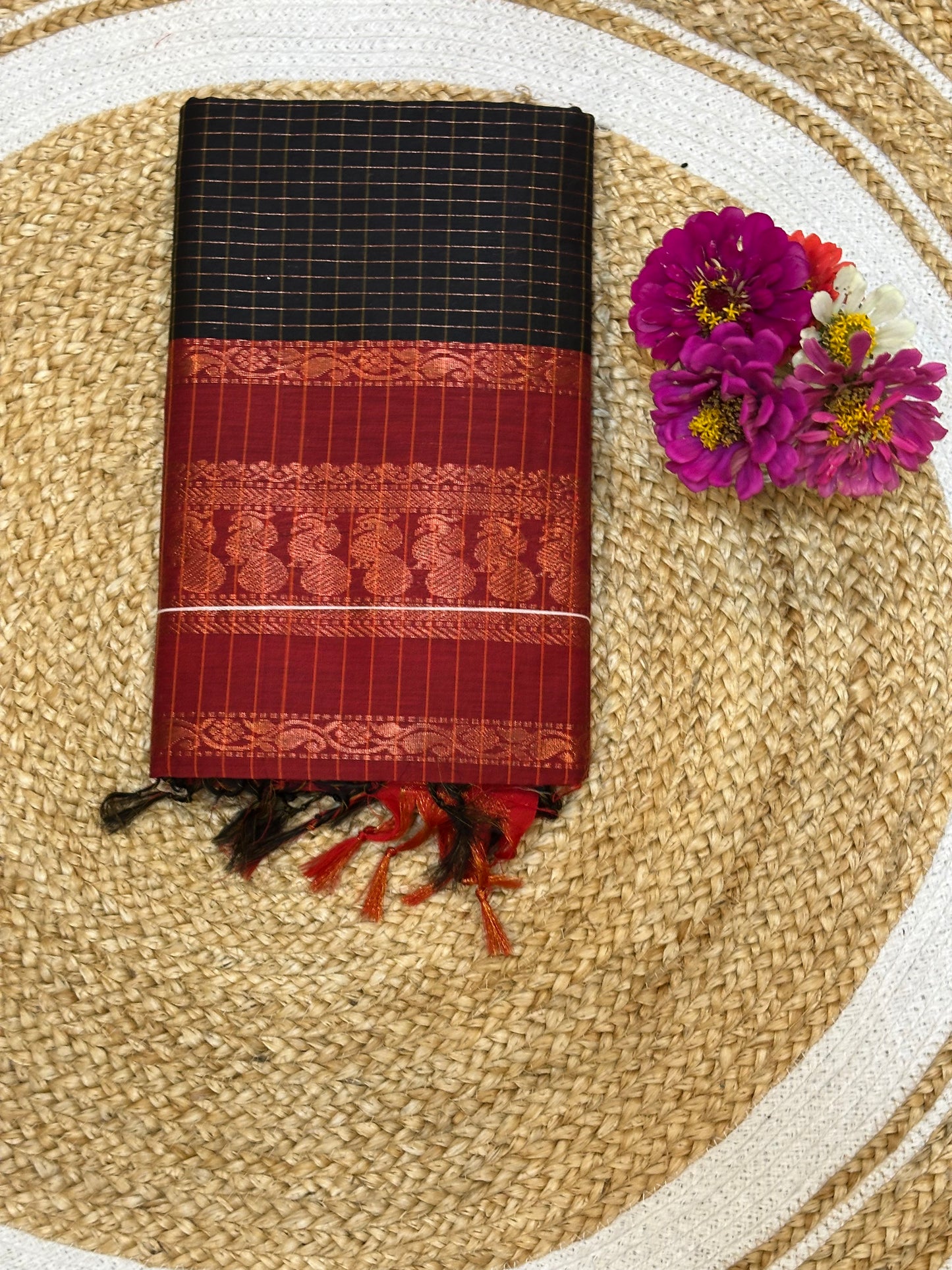 Kalyani checkered Silk Cotton Sari Indian Saree Black & Maroon S5