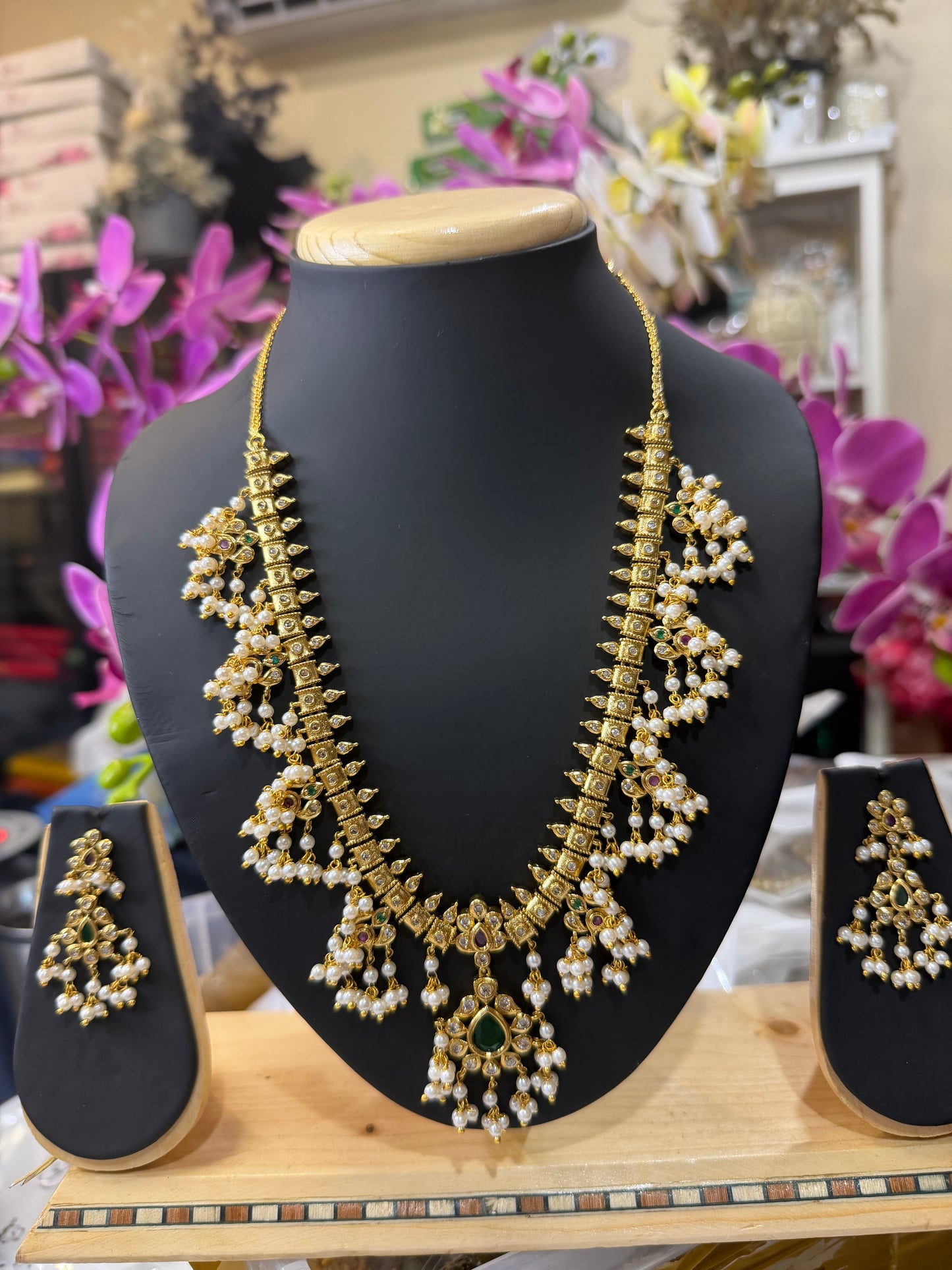 Indian Bridal Necklace & Earrings Jewellery Set with pearls N57