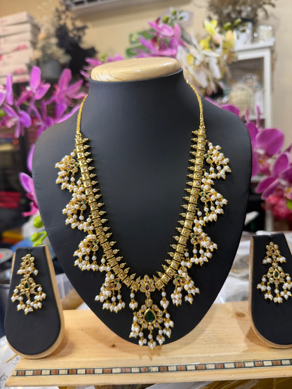Indian Bridal Necklace & Earrings Jewellery Set with pearls N57