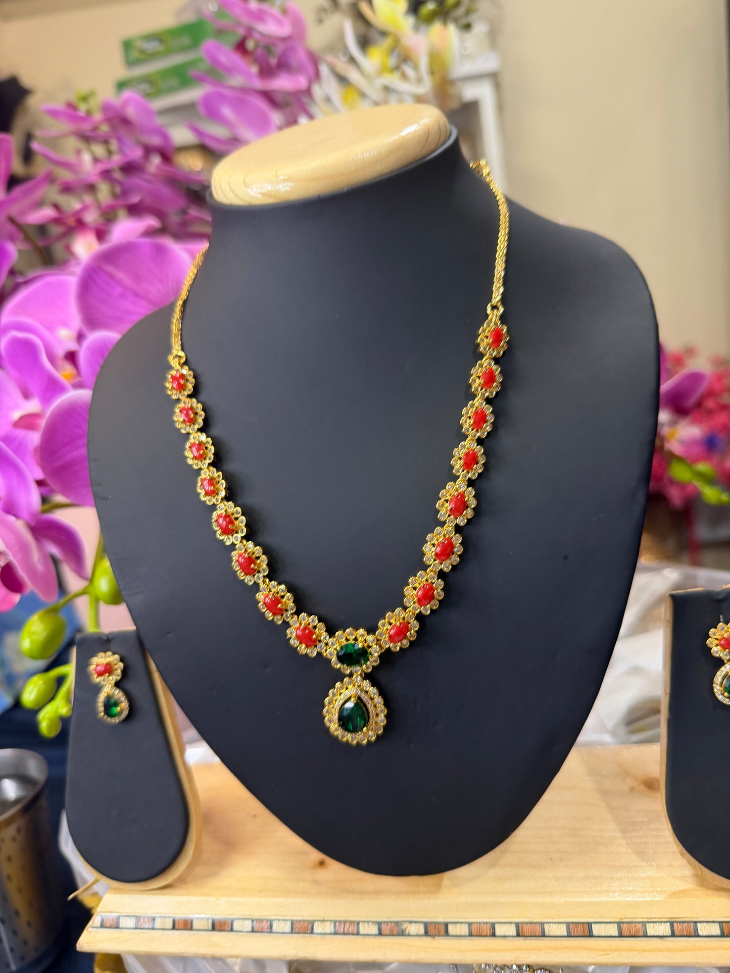Indian Bridal Necklace & Earrings Jewellery Set Brass with Coral stone N55