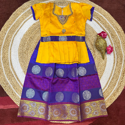 26” Size 5 Indian Lehenga Pattu Pavadai Sattai Skirt Top G35